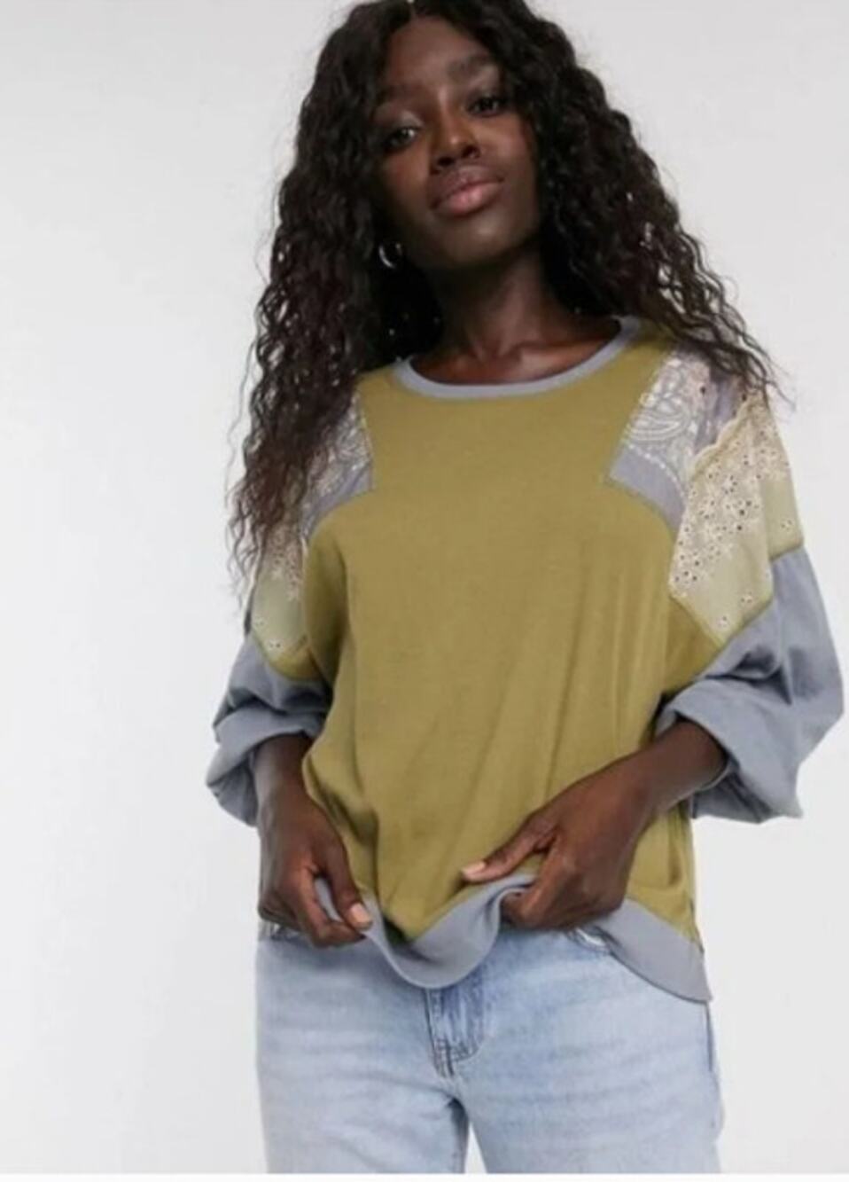 NEW! We The Free 'Feelin It' Tee in ARMY COMBO (M)